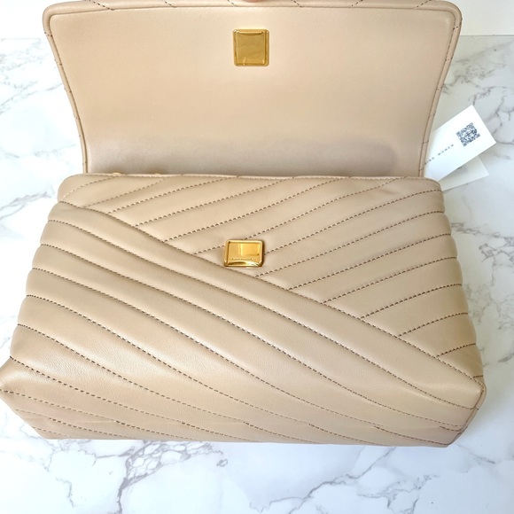 ❌SOLD❌ New Tory Burch Kira Leather Convertible Shoulder Bag Beige - Picture 8 of 10